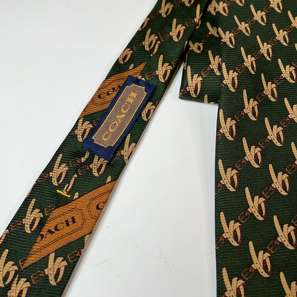 💚Vintage Coach Men’s 100% Silk Dark Green Neck Tie, Made in USA - Picture 3 of 9